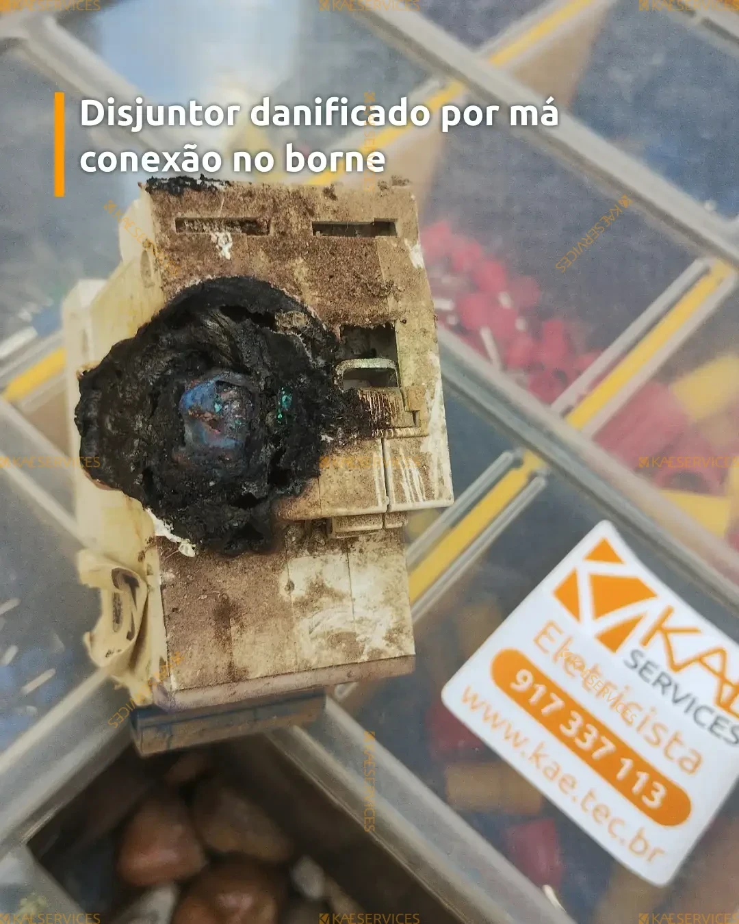 Disjuntor 63a Com Borne Derretido Causado Por Aquecimento Devido A Mau Contato realizado pela KAE Services em Jundiai e Regiao