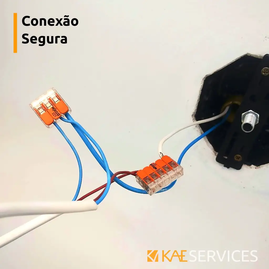 Instalacao Luminaria Conexao Segura realizado pela KAE Services em Jundiai